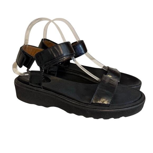 Aquatalia Sandals Womens 9 Black Platform Wedge Minimalist Travel Casual ITALY - Picture 1 of 9